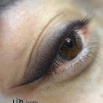 خط چشم و بن مژه دائم